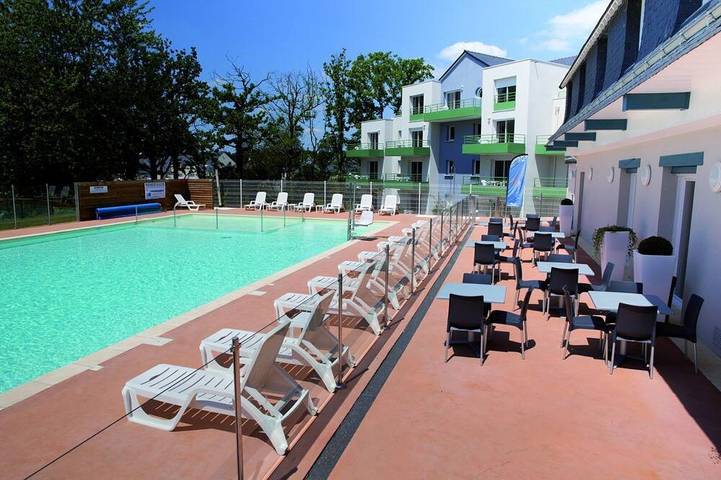 Appart’hôtel pour 2 personnes, avec balcon et piscine
