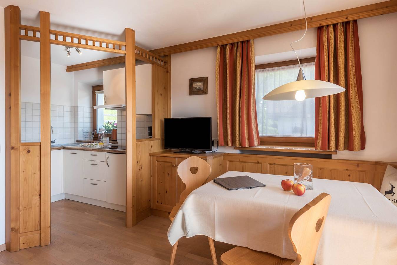 Entire apartment, Kristiania Apartment Type A1 with Mountain View, Wi-Fi in Seis am Schlern, Kastelruth