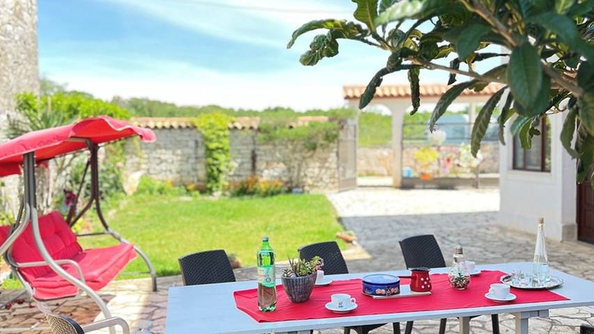 Appartement de vacances pour 5 personnes, avec jardin