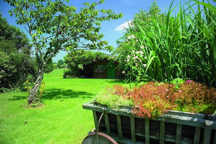Ganze Wohnung, Gästehaus Bauer am Golfplatz - Nr. 10 Appartement für 2 Personen, 30qm in Prien am Chiemsee, Chiemsee