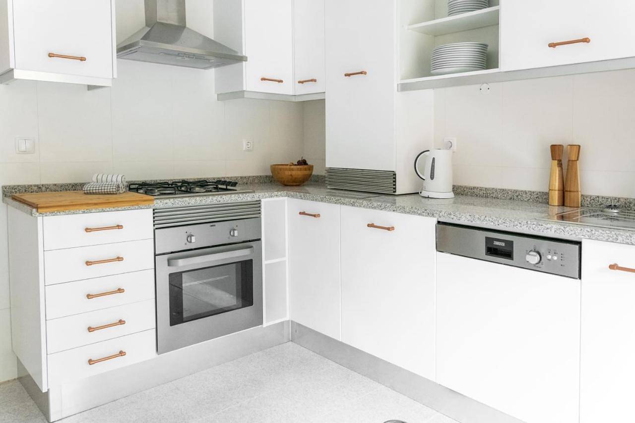 Four-Bedroom House in Praia do Ouro, Sesimbra (Castelo)