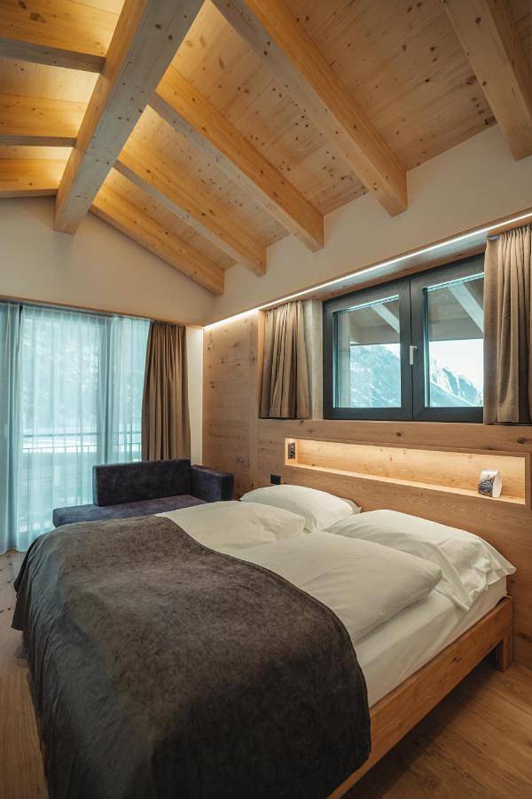 Hôtel pour 3 personnes, avec vue et terrasse, animaux acceptés à Täsch