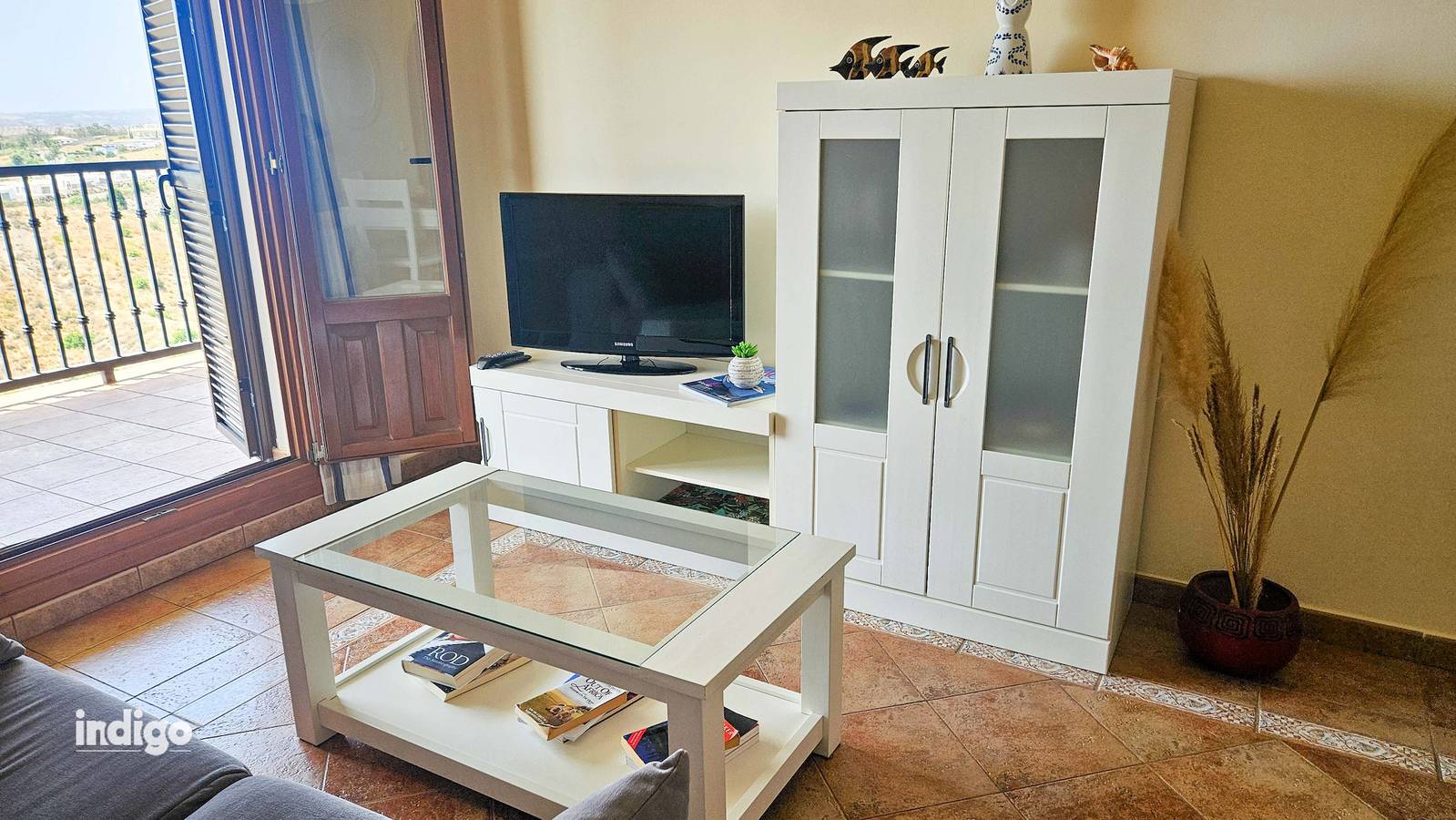 Apartamento inteiro, Apartamento de férias para 4 pessoas com varanda in Urbanizacion Costa Esuri, Ayamonte