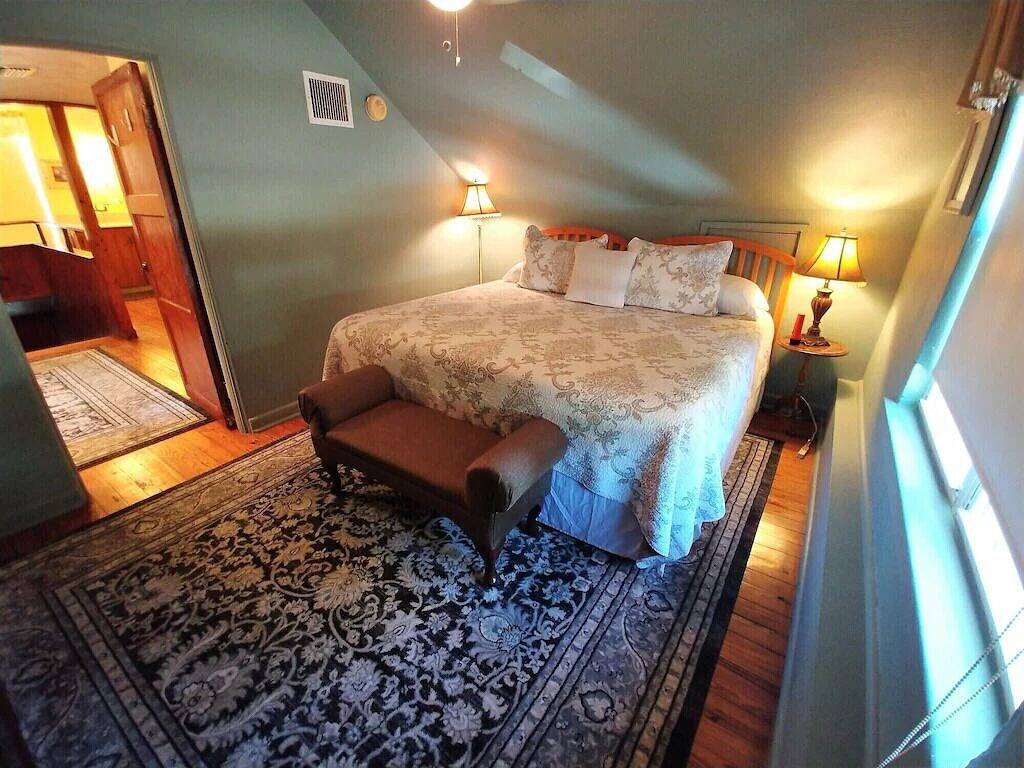 Ganze Wohnung, Beautiful Historic Cottage, Hideaway in Mount Dora, Lake County