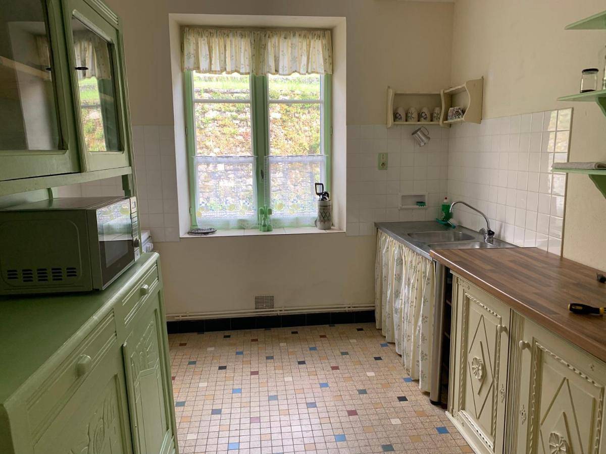 Appartement entier, Two-Bedroom Apartment in Treignac, Région de Tulle