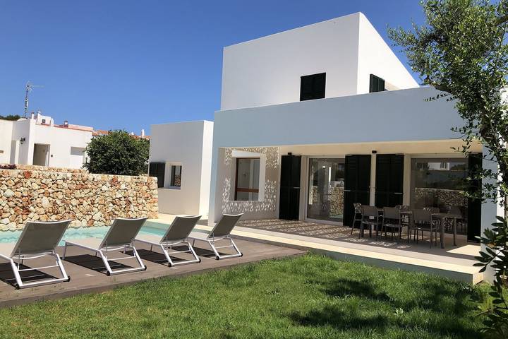 Chalet para 6 personas con terraza in Cala Blanes, Ciudadela