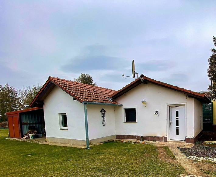 Holiday home for 2 people with garden in Lócs, Vas County