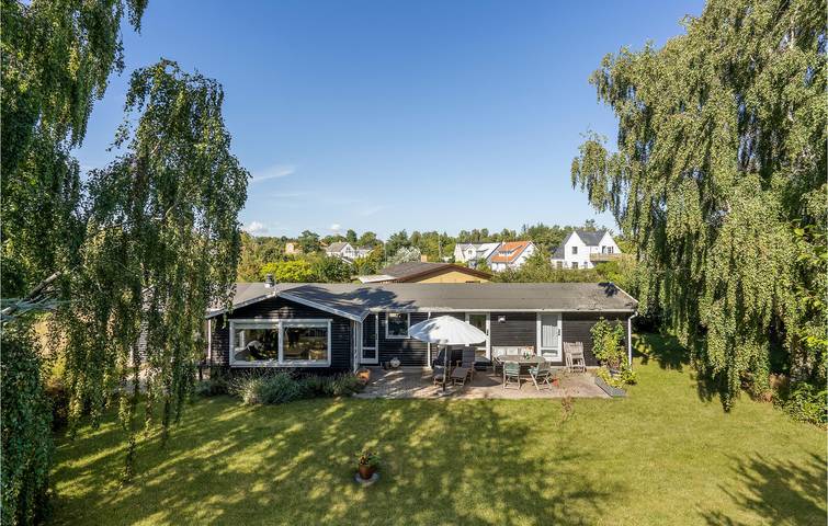 Vacation rental for 5 people, with Terrace and Yard in Zealand