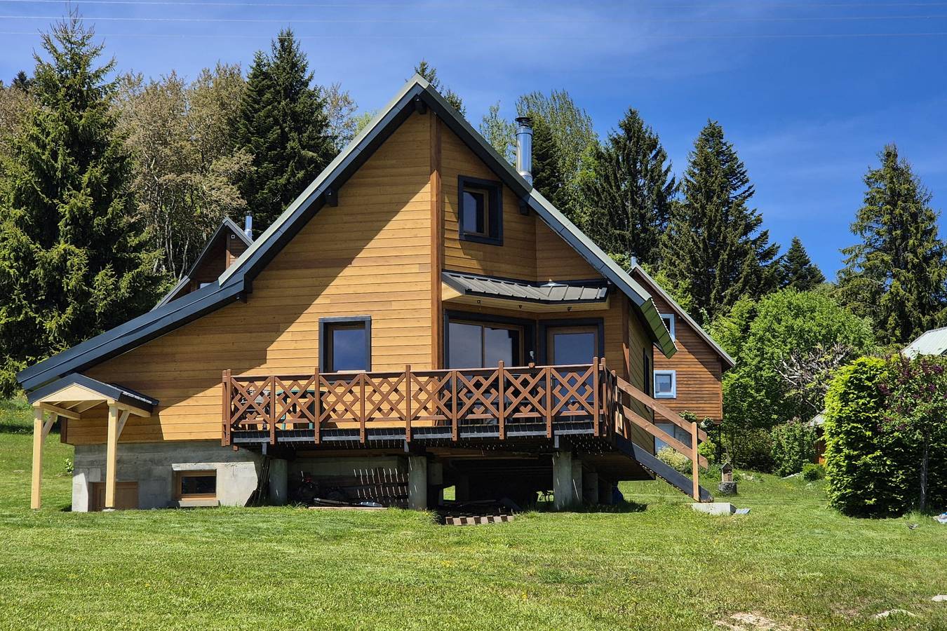 Chalet Nordique pour 6 Personnes à La Féclaz - piscine été in La Féclaz, Les Déserts