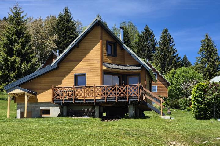 Chalet pour 6 personnes, avec terrasse et jardin - 1