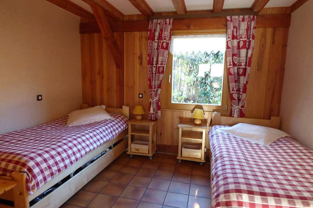 Chalet for family vacations and nature lovers. Pets welcome. in Dolleren, Parque natural regional de los Ballons des Vosges