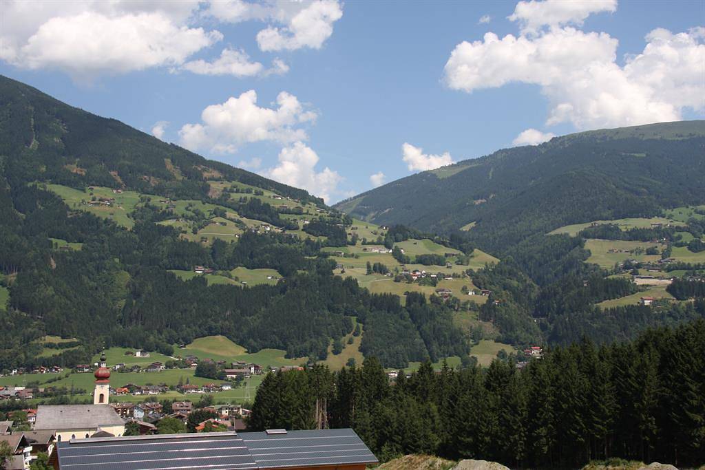 Ganze Ferienwohnung, Einzelzimmer in Tuxer Alpen, Ried im Zillertal