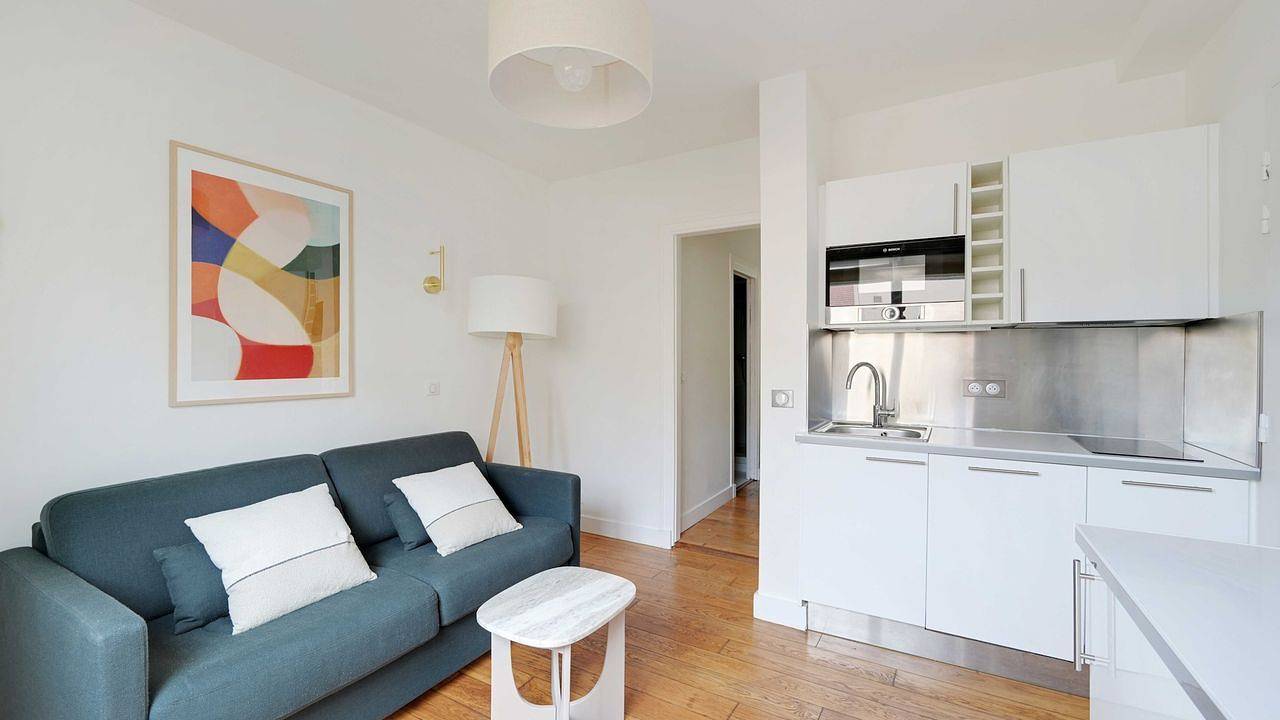 Appartement de vacances entier, Appartement de vacances pour 4 personnes in Suresnes, Hauts-de-Seine