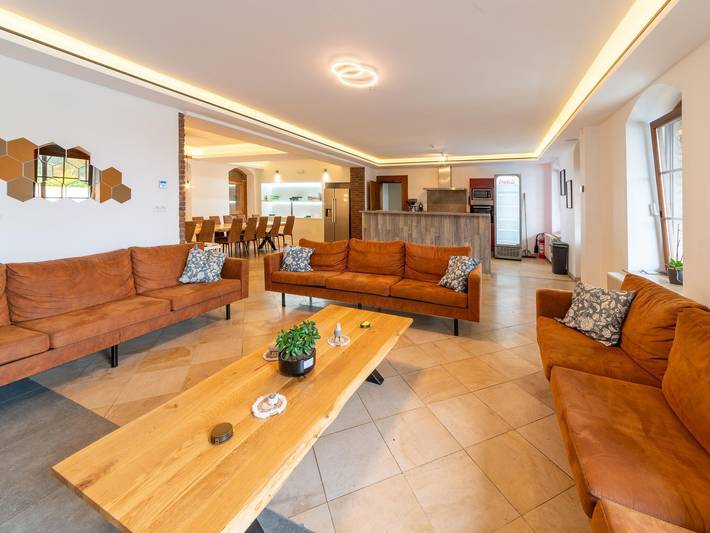 Location de vacances pour 18 personnes, avec piscine et sauna ainsi que jardin et terrasse à Malmedy - 4