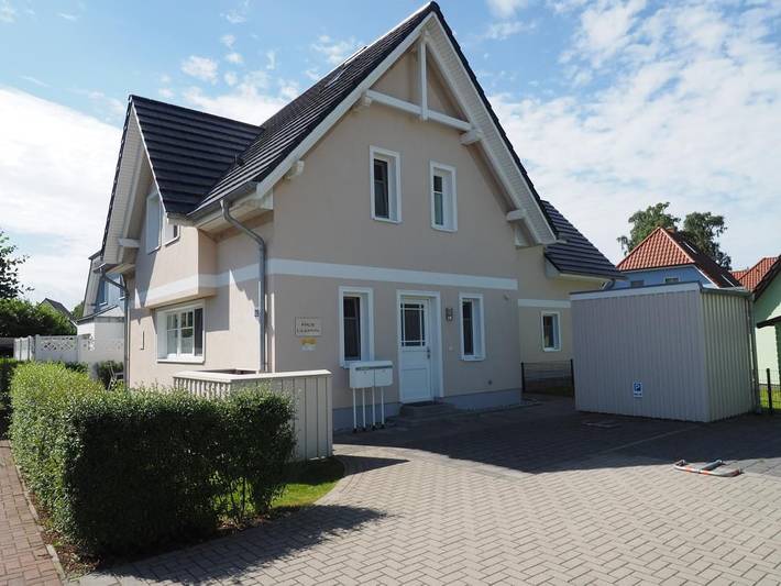Ferienhaus für 6 Personen, mit Sauna und Garten sowie Terrasse in Zingst