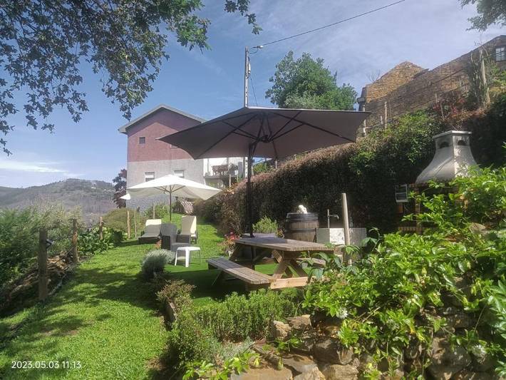 Casa de férias para 7 pessoas, com vista e jardim, com animais de estimação - 1