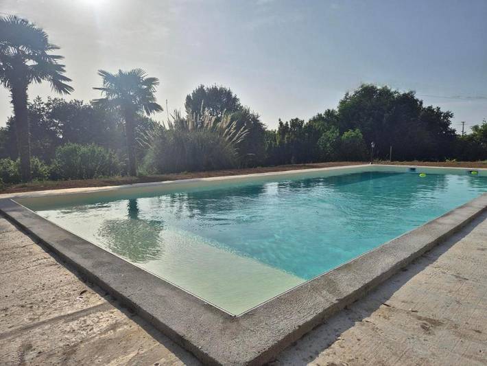 Location de vacances pour 2 personnes, avec jardin ainsi que vue et piscine à Soubran - 2