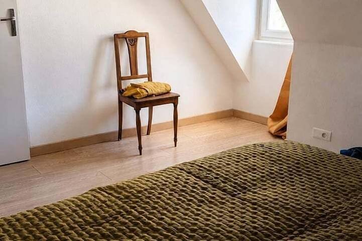 Appartement entier, Maison avec jardin suspendu - vue sur le Donjon in Loches, Région de Loches