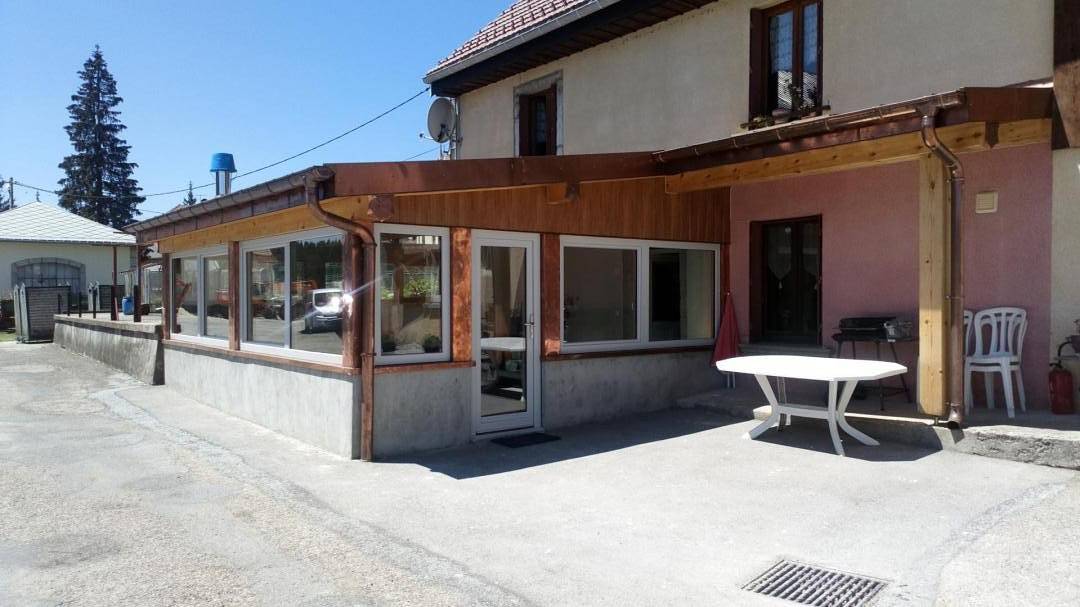 Casa de huéspedes para 5 personas con terraza in Mouthe-Lac et Mont d’Or, Parc naturel régional du Haut-Jura