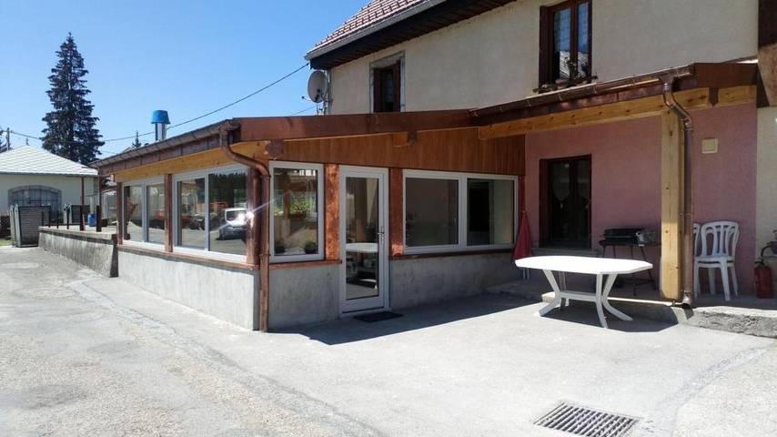Gîte pour 5 personnes avec terrasse in Mouthe-Lac et Mont d’Or, Parc naturel régional du Haut-Jura