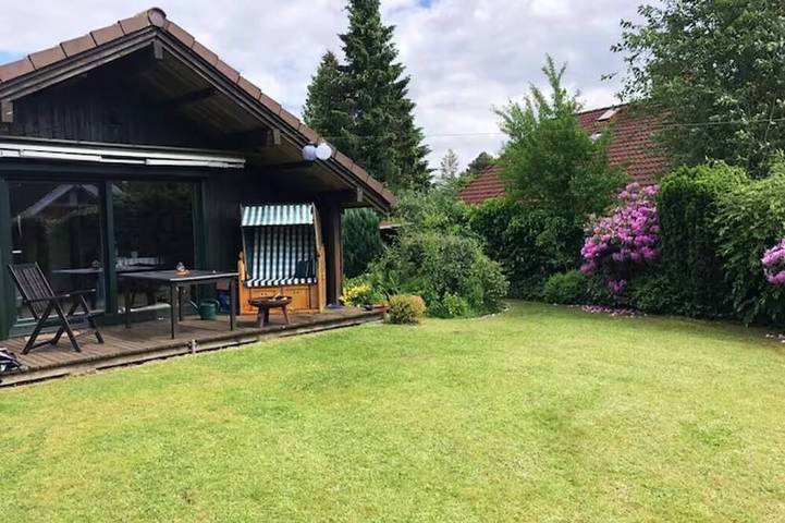 Ferienhaus für 6 Personen, mit Sauna und Garten in Kosel
