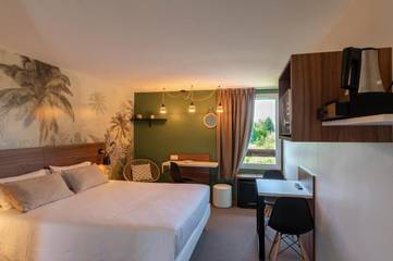 Hôtel pour 3 personnes, avec jardin à Feytiat