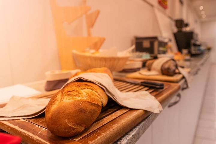Hôtel pour 2 personnes, avec jacuzzi et terrasse ainsi que piscine et sauna à Saignelégier - 4