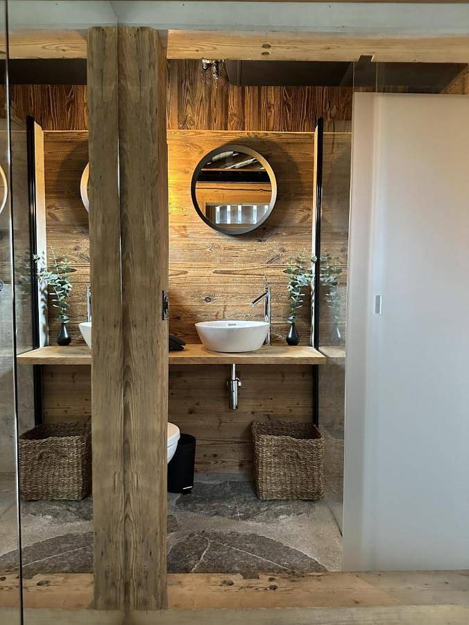 Ganze Wohnung, Two-Bedroom Apartment in Gstaad, Saanen