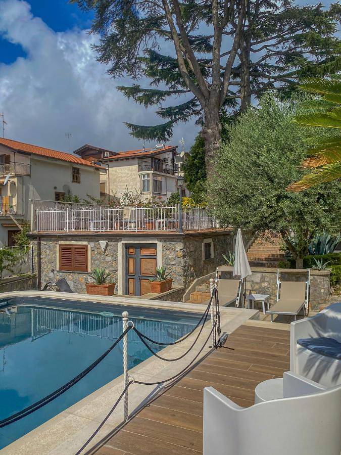 Location de vacances pour 2 personnes, avec vue et piscine ainsi que jardin et terrasse à Agerola - 3