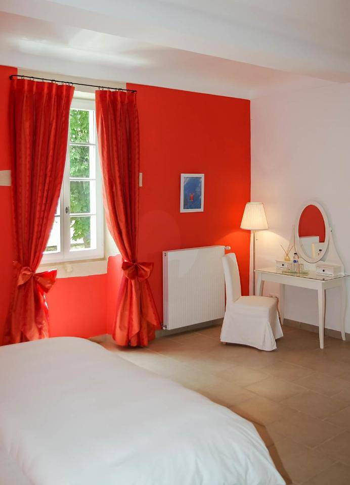 Maison d’hôte pour 2 personnes, avec jardin ainsi que vue et piscine