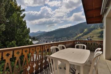 Chalet pour 10 personnes, avec balcon à Les Gets