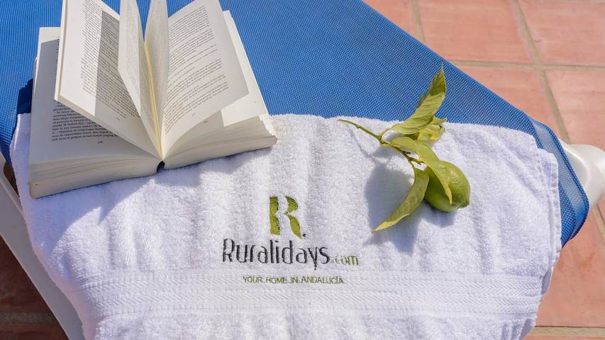 Casa rural para 4 personas, con balcón/terraza y piscina en Sayalonga - 4