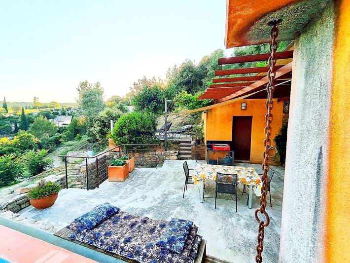 Location de vacances pour 6 personnes, avec piscine ainsi que jardin et terrasse à Cotignac - 3