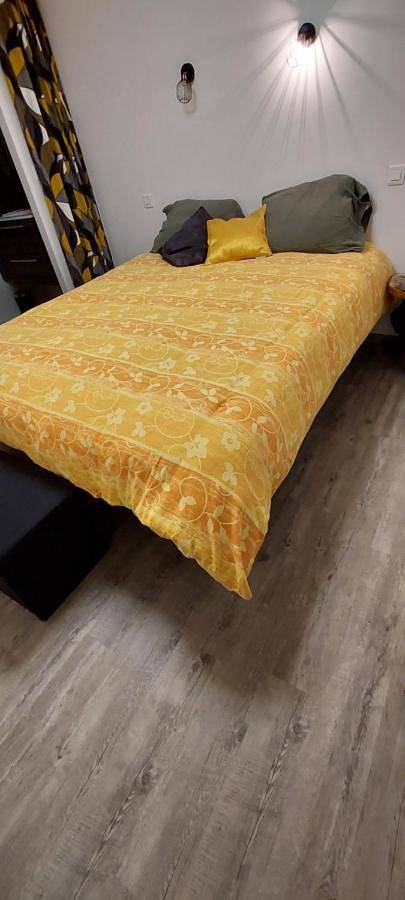 Gîte pour 2 personnes, avec vue et jardin à Aubin - 2