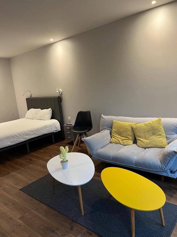 Chambre d’hôte pour 2 personnes, avec terrasse et vue, animaux acceptés