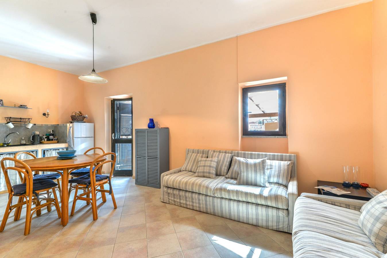 Entire apartment, Apartment 'Casa La Torre' with Sea View, Shared Terrace and Wi-Fi in Capoliveri, Elba