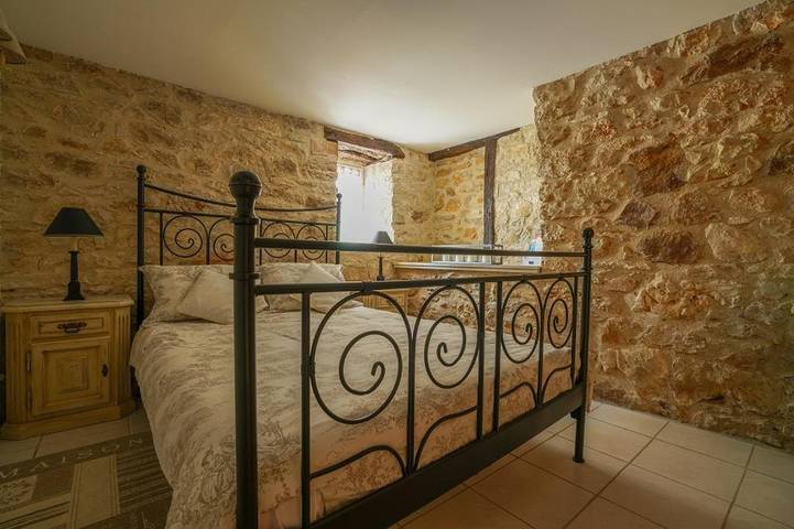 Gîte pour 17 personnes, avec piscine ainsi que jardin et terrasse, animaux acceptés à Loupiac (Lot) - 2