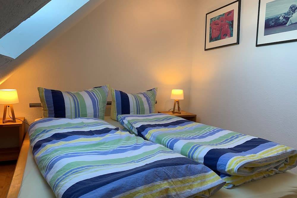 Ganze Wohnung, Ferienwohnung in direkter Strandlage, Balkon und Meerblick in Wittdün, Amrum