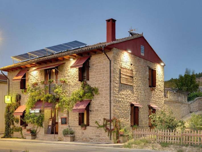 Maison d’hôte pour 2 personnes, avec Terrasse ainsi que Jardin et Vue dans Sofuentes