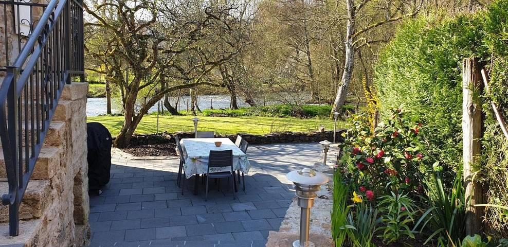 Location de vacances pour 6 personnes, avec vue et jardin, adapté aux familles à Saint-Léonard-des-Bois - 4