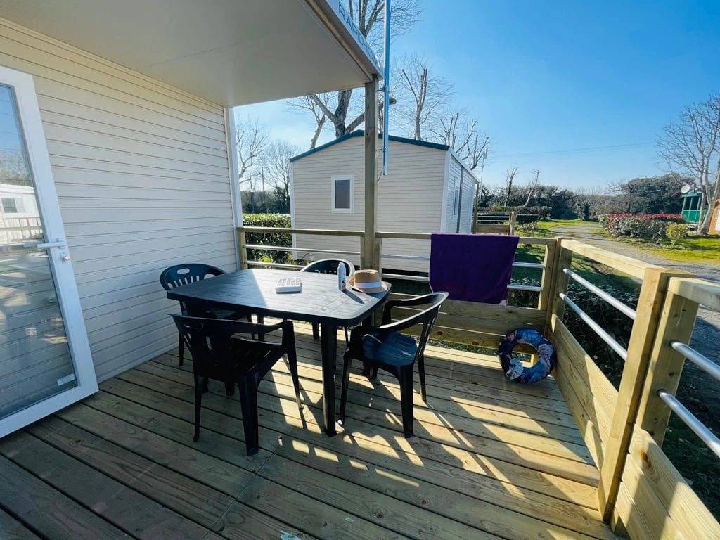 Zecamping 3 étoiles pataugeoire piscine dog friendly mobil-home Tv in Guérande, Côte d'Amour