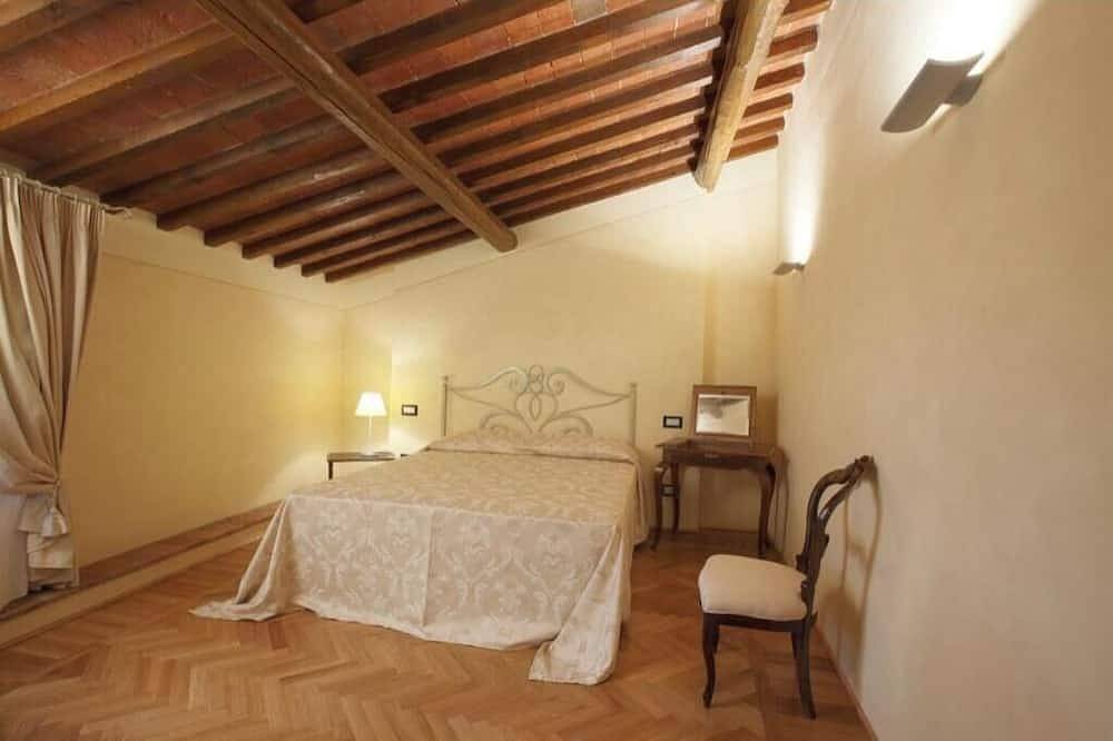 Casale di Valle – Dimora Storica nel Cuore del Chianti in Empoli, Firenze province