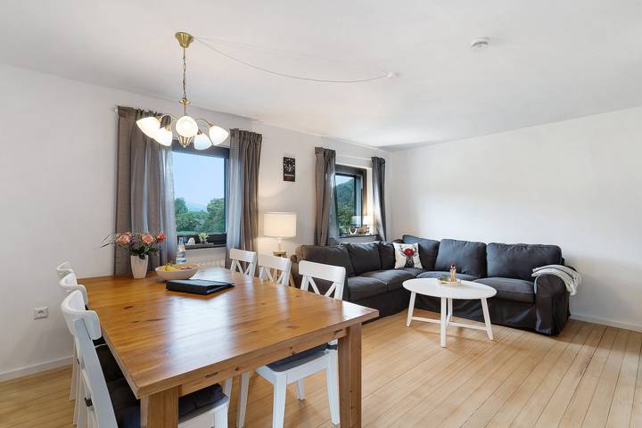 Ganze Wohnung, Ferienwohnung 'Emma' mit Bergblick, Balkon und Wlan in Gutach im Breisgau, Südschwarzwald