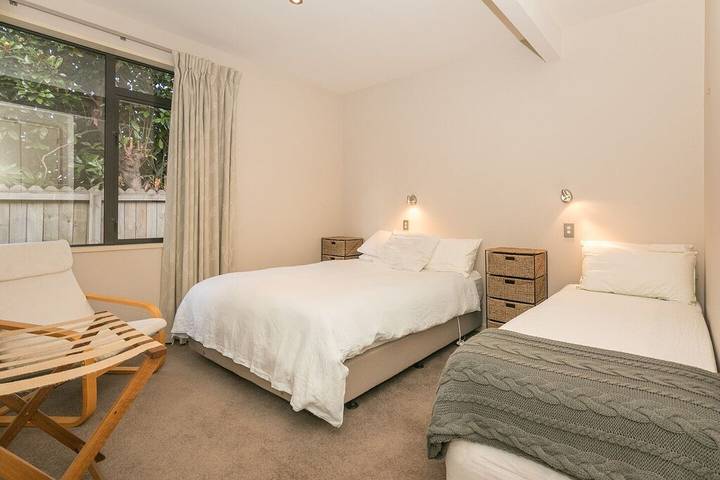 Location de vacances pour 9 personnes, avec jardin ainsi que jacuzzi et balcon à Wanaka - 2