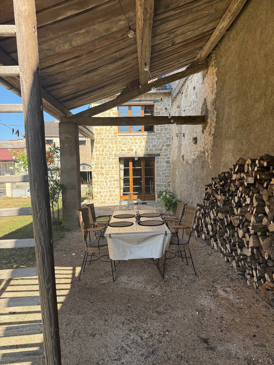 Gîte pour 5 personnes avec piscine in Melay, Haute-Marne