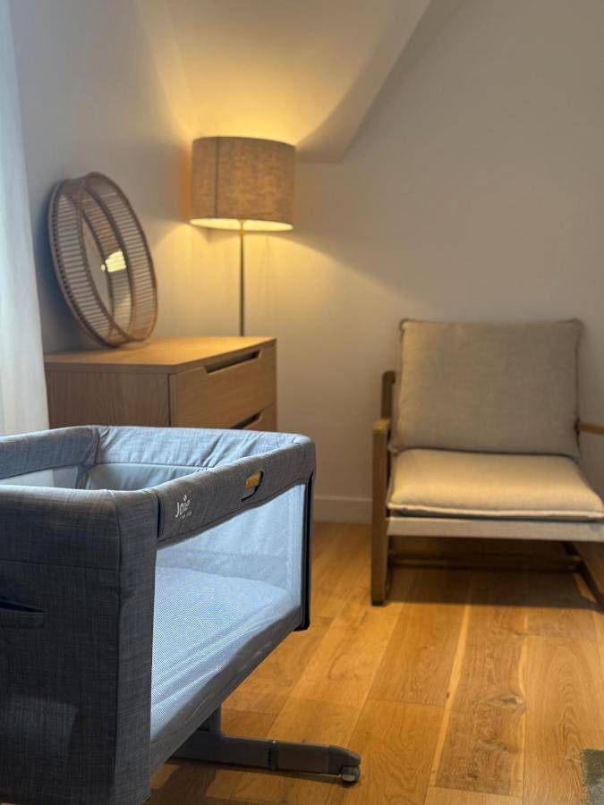 Location de vacances pour 12 personnes, avec Terrasse ainsi que Piscine et Vue à Beaumont-en-Auge - 3