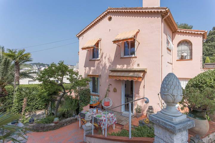 Maison de vacances pour 4 personnes, avec Terrasse et Jardin à Le Cannet