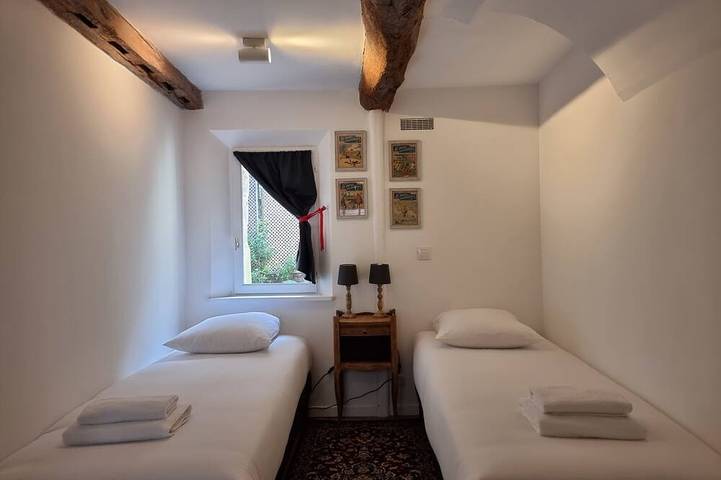 Location de vacances pour 4 personnes, avec terrasse dans Office De Tourisme De Honfleur - 4