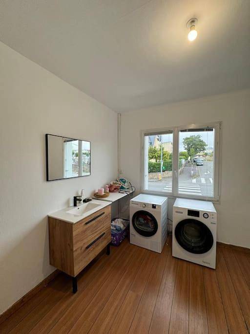 Location de vacances pour 9 personnes, avec jardin ainsi que piscine et jacuzzi à Brest - 3