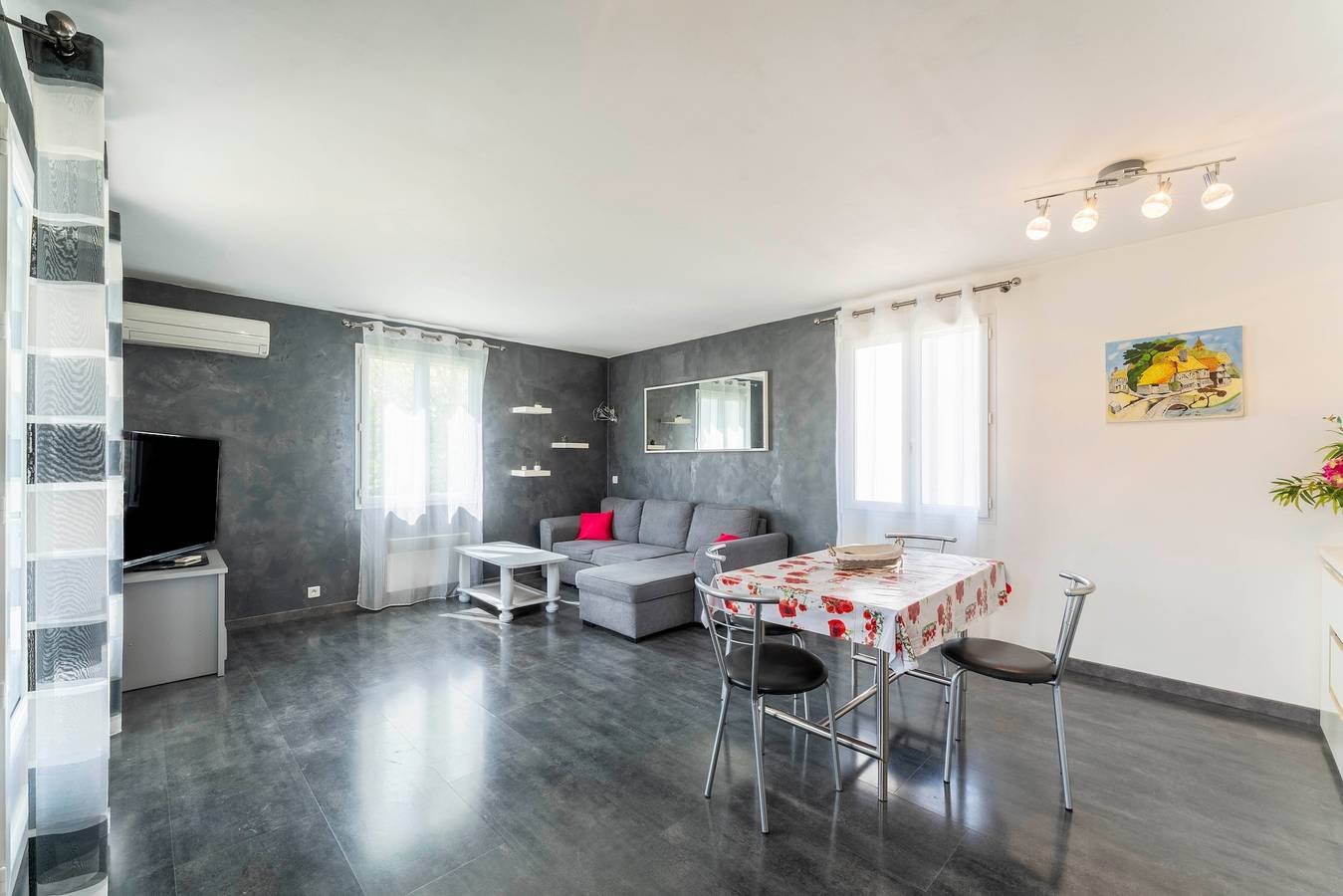 Chalet in Provence with shared pool, Wi-Fi and air conditioning in Sorgues, Vaucluse